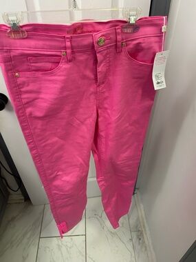 NWT LILLY PULITZER hot pink denim jeans.